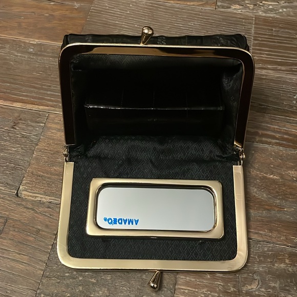 Vintage Eel Skin Cosmetic Kisslock Wallet with Matching Lipstick Case🖤 - Picture 8 of 15